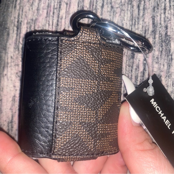 Authentic MK Earbud Case - Picture 4 of 7